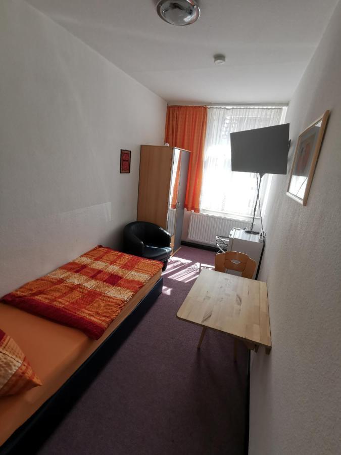 Hotel-Pension Zum Hirsch Hattersheim am Main Eksteriør billede