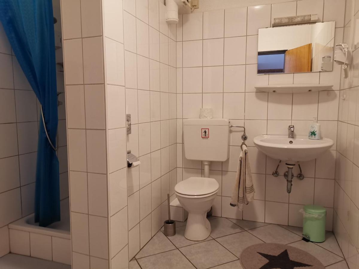 Hotel-Pension Zum Hirsch Hattersheim am Main Eksteriør billede