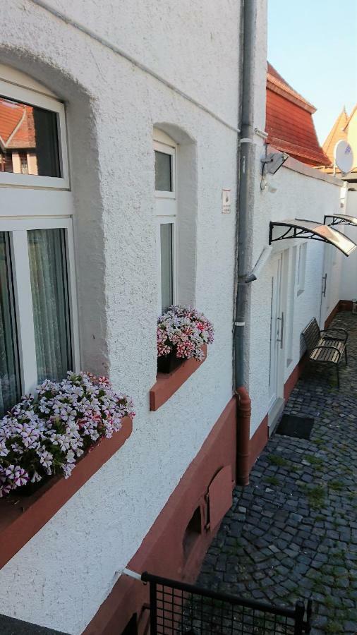 Hotel-Pension Zum Hirsch Hattersheim am Main Eksteriør billede